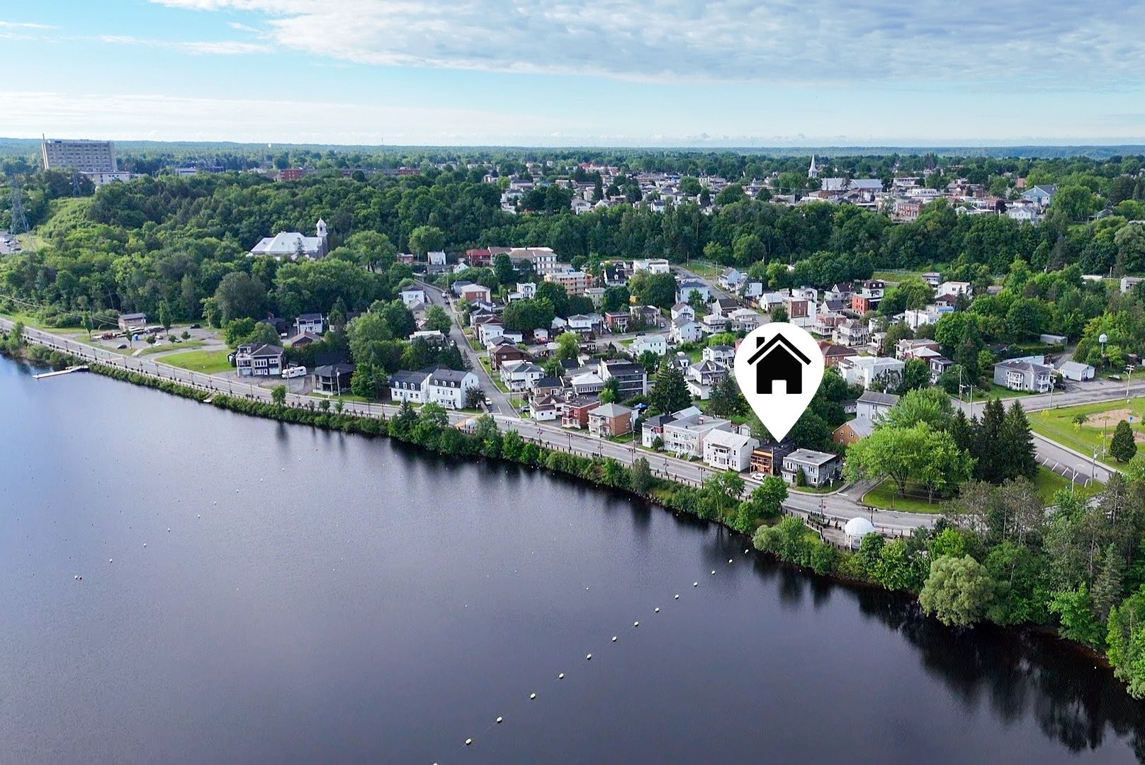 









880


Av. du Capitaine-Veilleux

,
Shawinigan,




QC
G9P1B8

