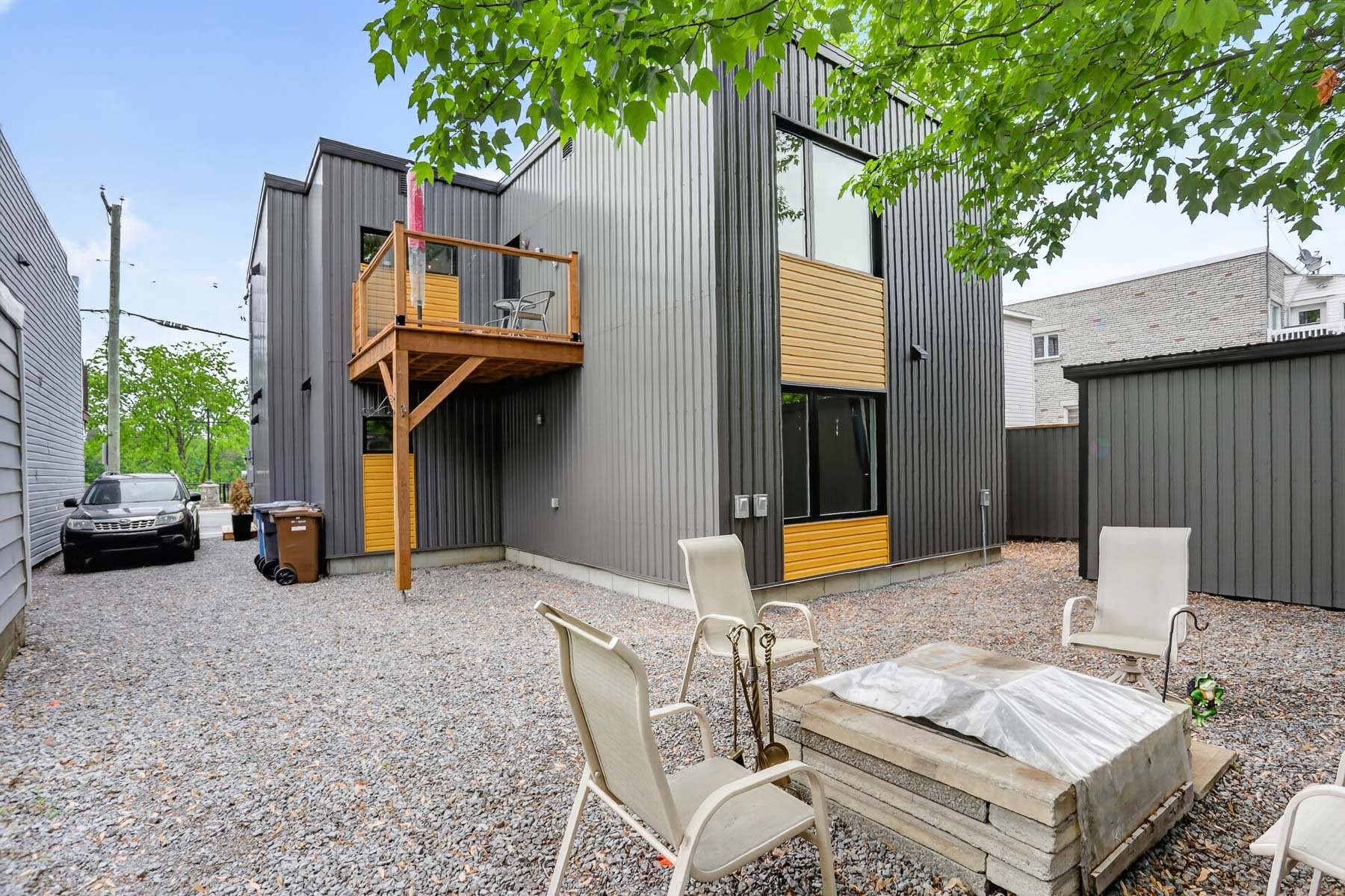 









880


Av. du Capitaine-Veilleux

,
Shawinigan,




QC
G9P1B8

