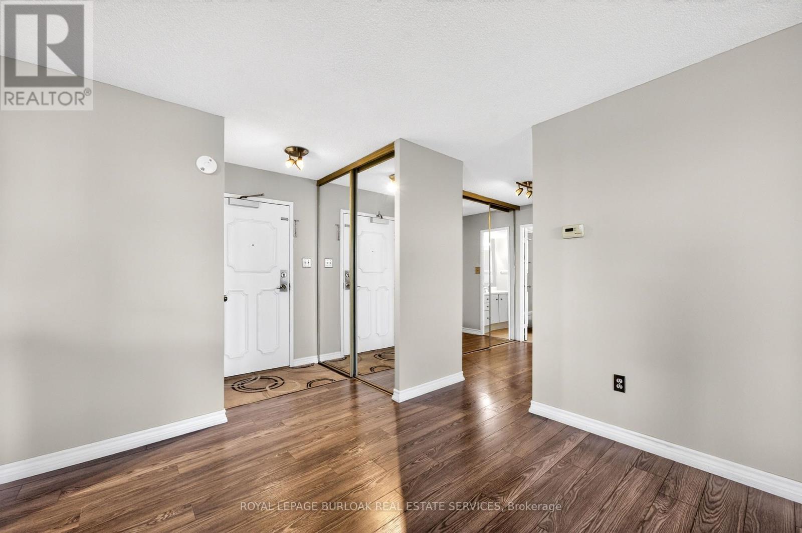 












802 - 301 FRANCES AVENUE

,
Hamilton,




Ontario
L8E3W6

