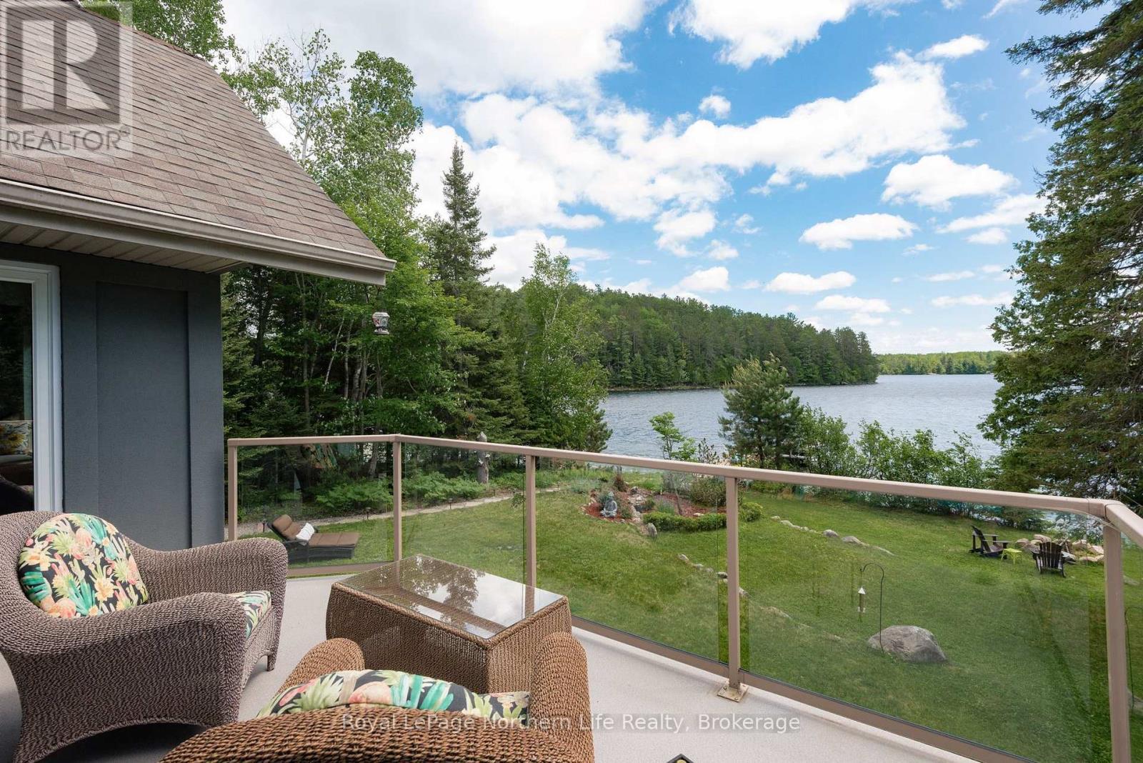 












571 D REGAL ROAD

,
North Bay (Birchaven),




Ontario
P1B8G4

