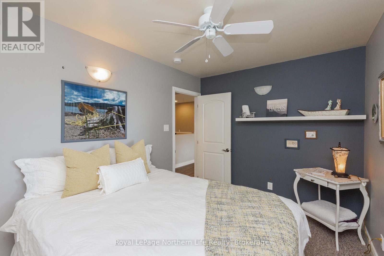 












571 D REGAL ROAD

,
North Bay (Birchaven),




Ontario
P1B8G4

