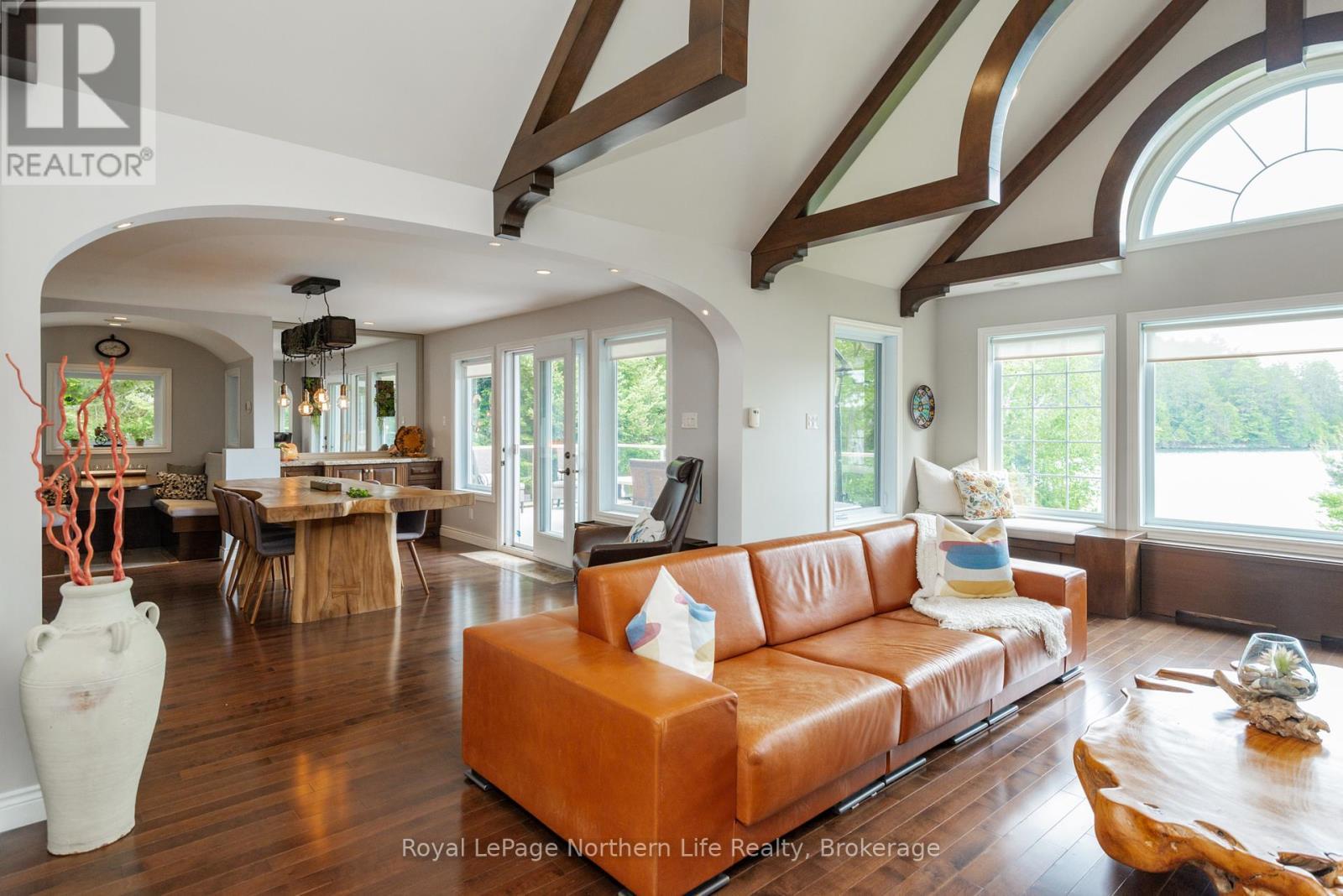 












571 D REGAL ROAD

,
North Bay (Birchaven),




Ontario
P1B8G4

