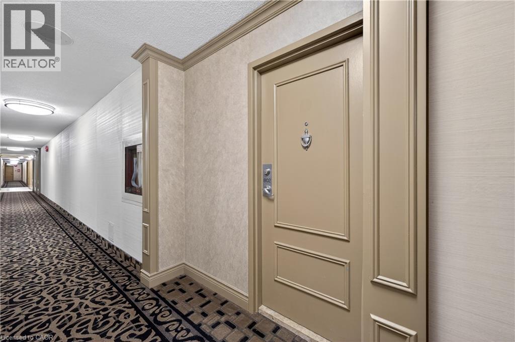 












301 FRANCES Avenue Unit# 802

,
Hamilton,




Ontario
L8E3W6

