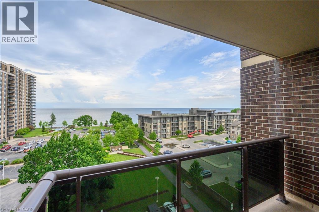 












301 FRANCES Avenue Unit# 802

,
Hamilton,




Ontario
L8E3W6

