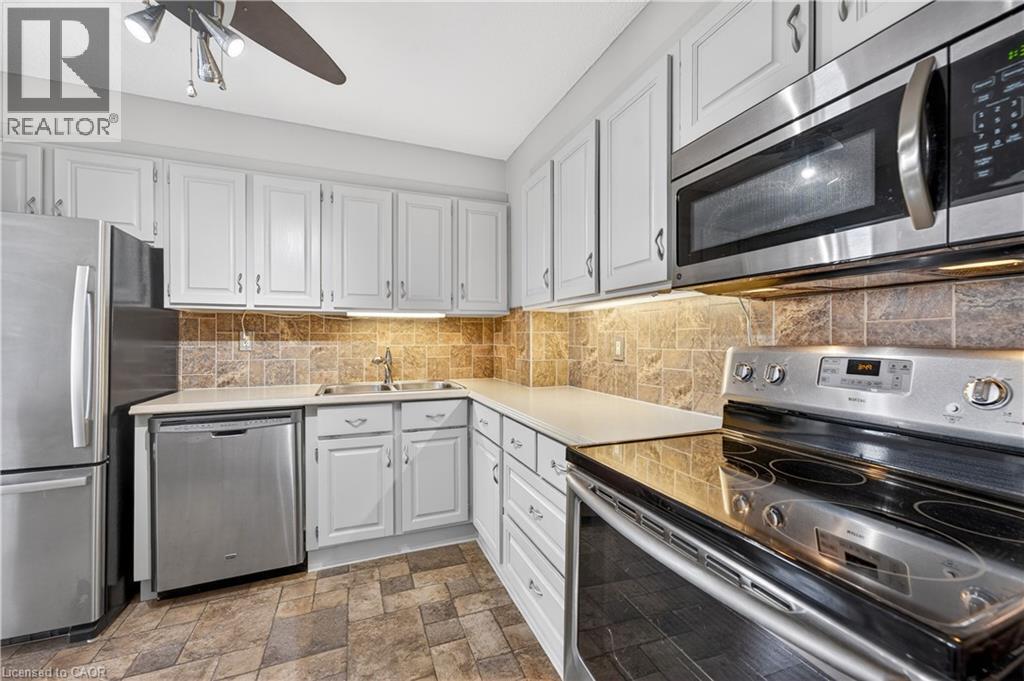 












301 FRANCES Avenue Unit# 802

,
Hamilton,




Ontario
L8E3W6

