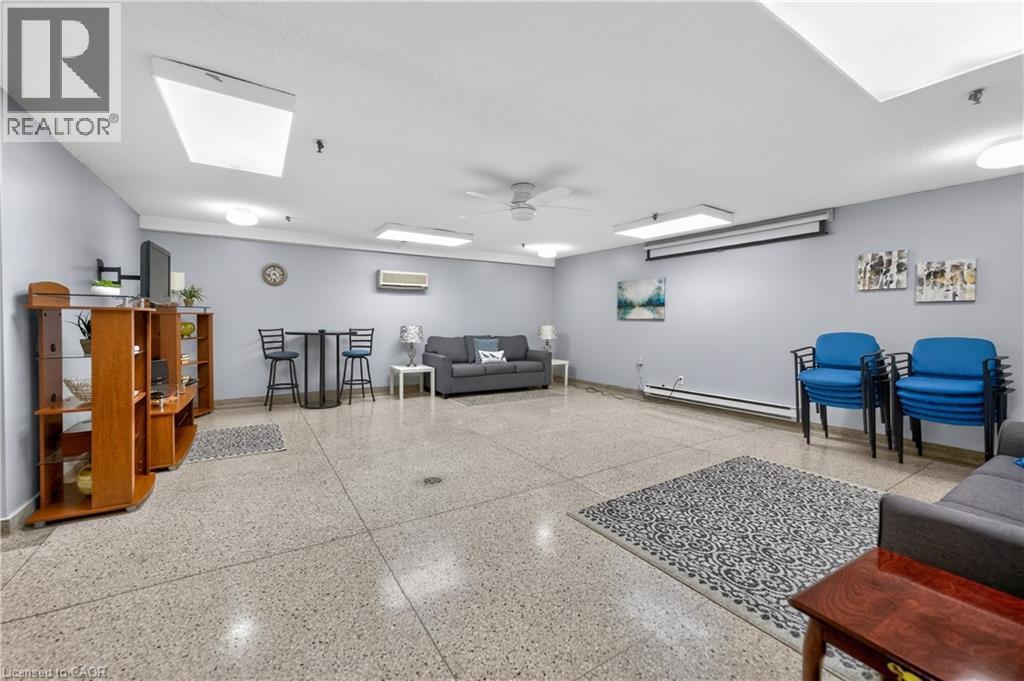 












301 FRANCES Avenue Unit# 802

,
Hamilton,




Ontario
L8E3W6

