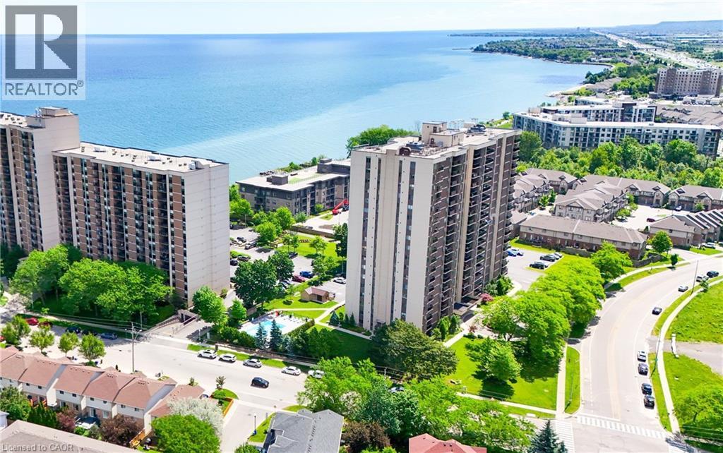 












301 FRANCES Avenue Unit# 802

,
Hamilton,




Ontario
L8E3W6

