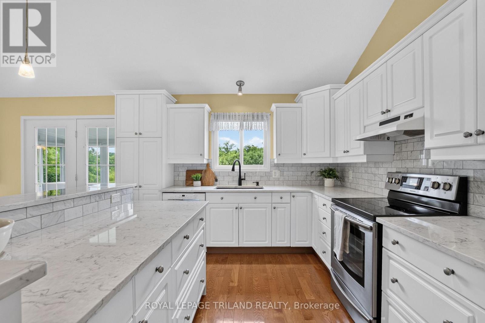 












14 - 87 DONKER DRIVE

,
St. Thomas,




Ontario
N5P4L2

