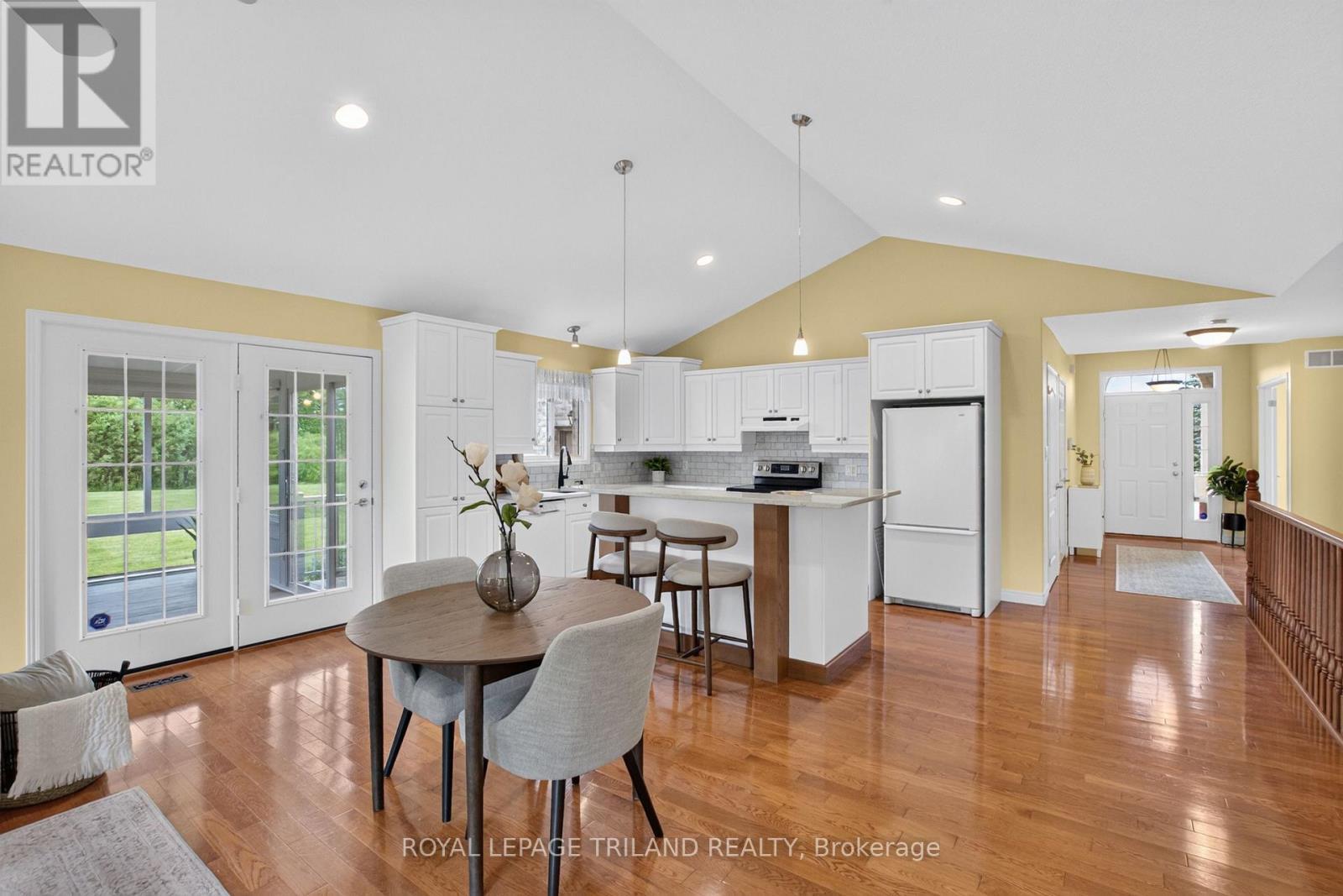 












14 - 87 DONKER DRIVE

,
St. Thomas,




Ontario
N5P4L2

