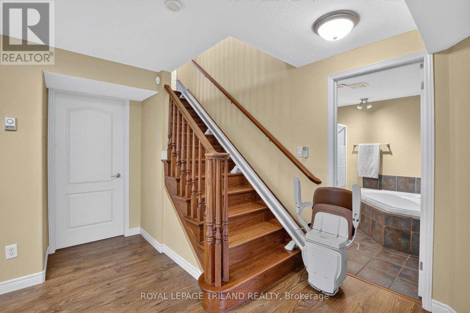 












14 - 87 DONKER DRIVE

,
St. Thomas,




Ontario
N5P4L2

