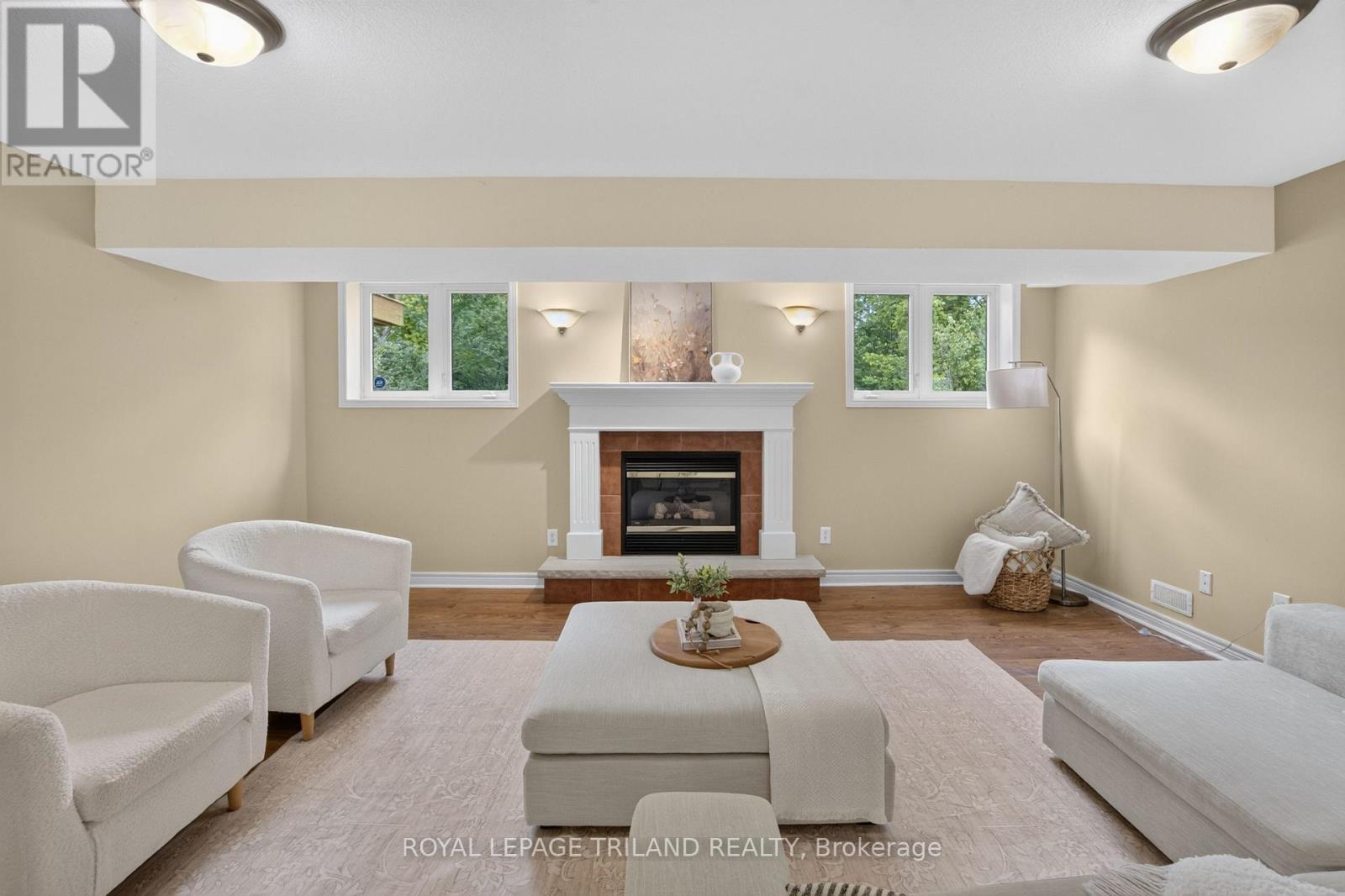 












14 - 87 DONKER DRIVE

,
St. Thomas,




Ontario
N5P4L2

