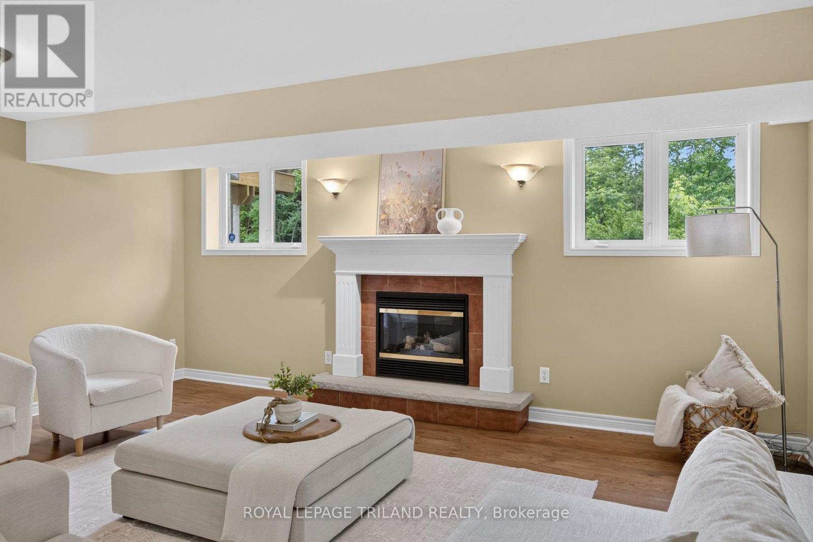 












14 - 87 DONKER DRIVE

,
St. Thomas,




Ontario
N5P4L2

