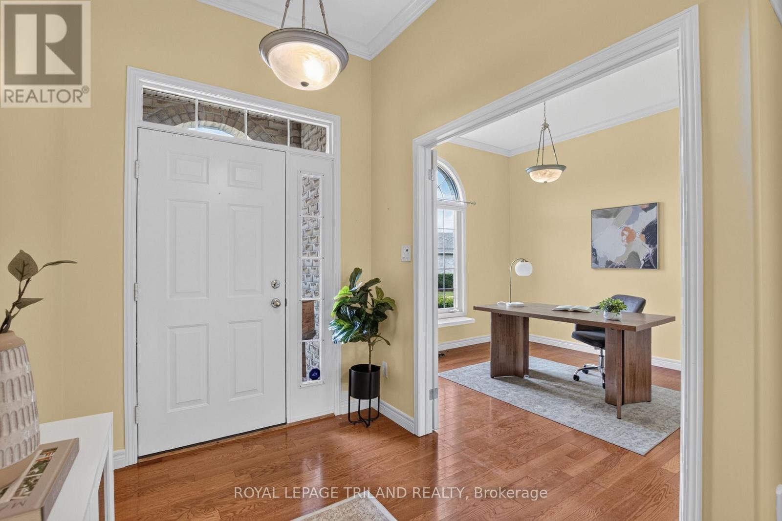 












14 - 87 DONKER DRIVE

,
St. Thomas,




Ontario
N5P4L2

