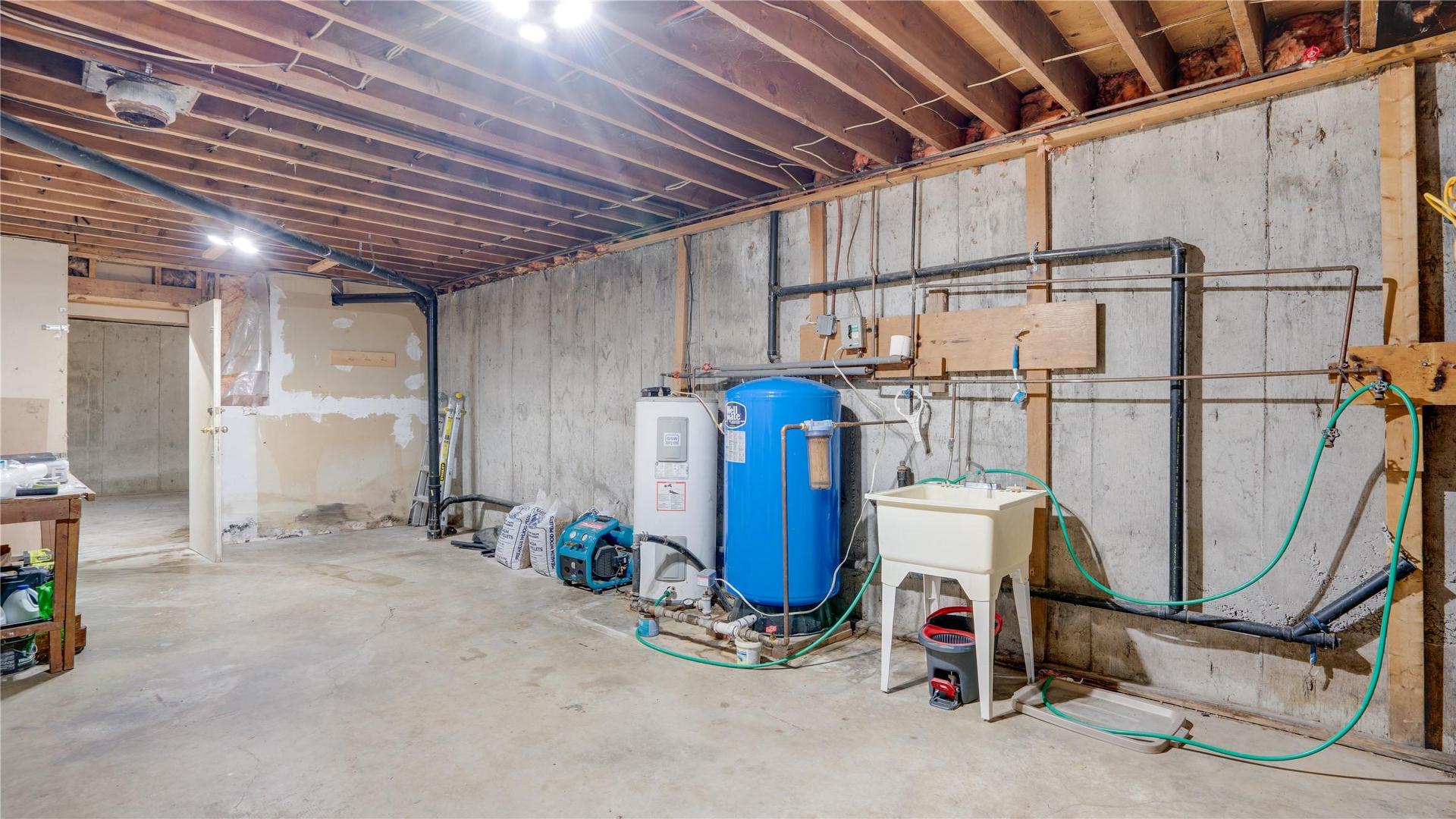 









454


Grandview Bench

Road,
Salmon Arm,




BC
V1E 2Y4


