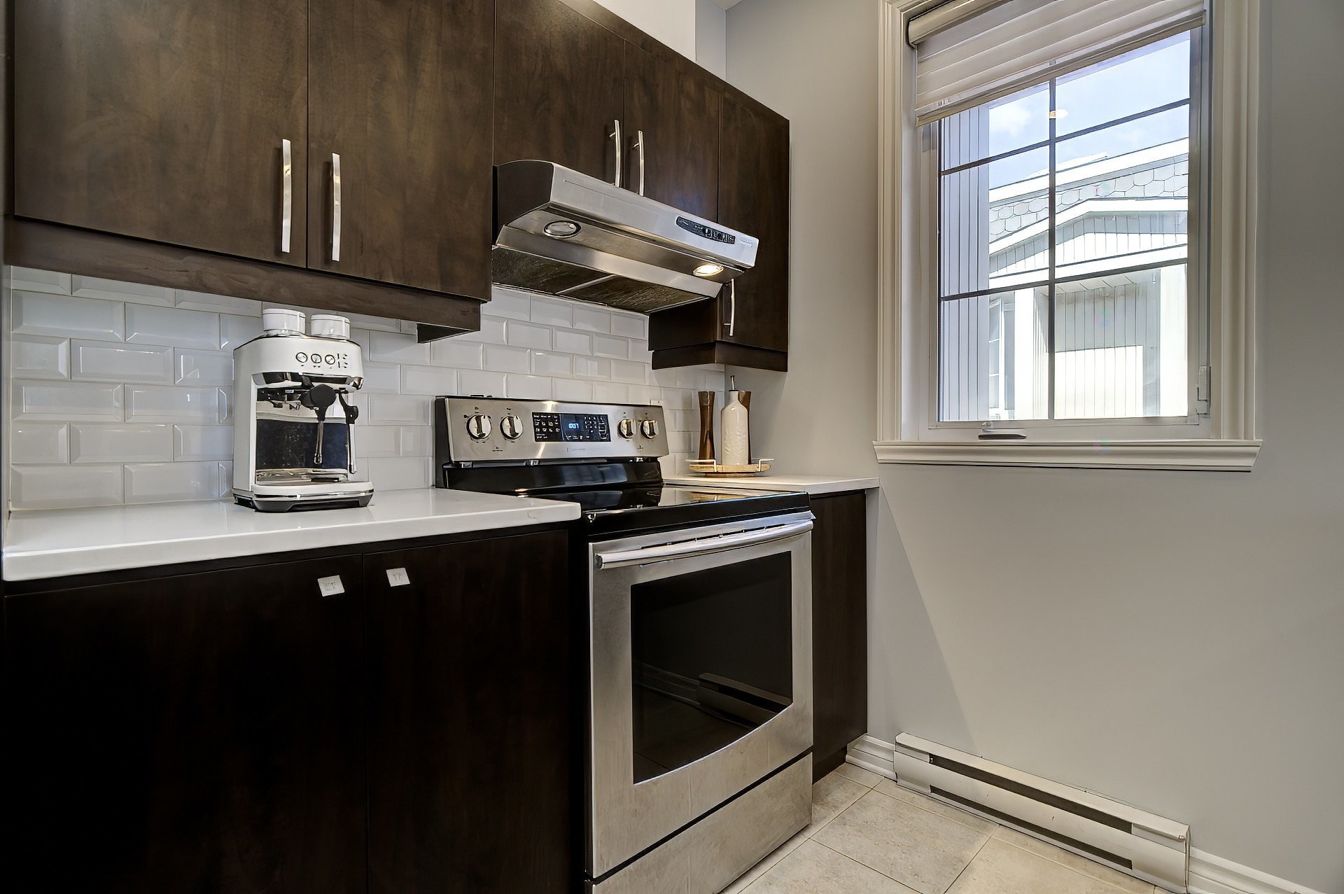 









14057


Boul. Cavendish

, 301,
Montréal (Saint-Laurent),




QC
H4R3J5

