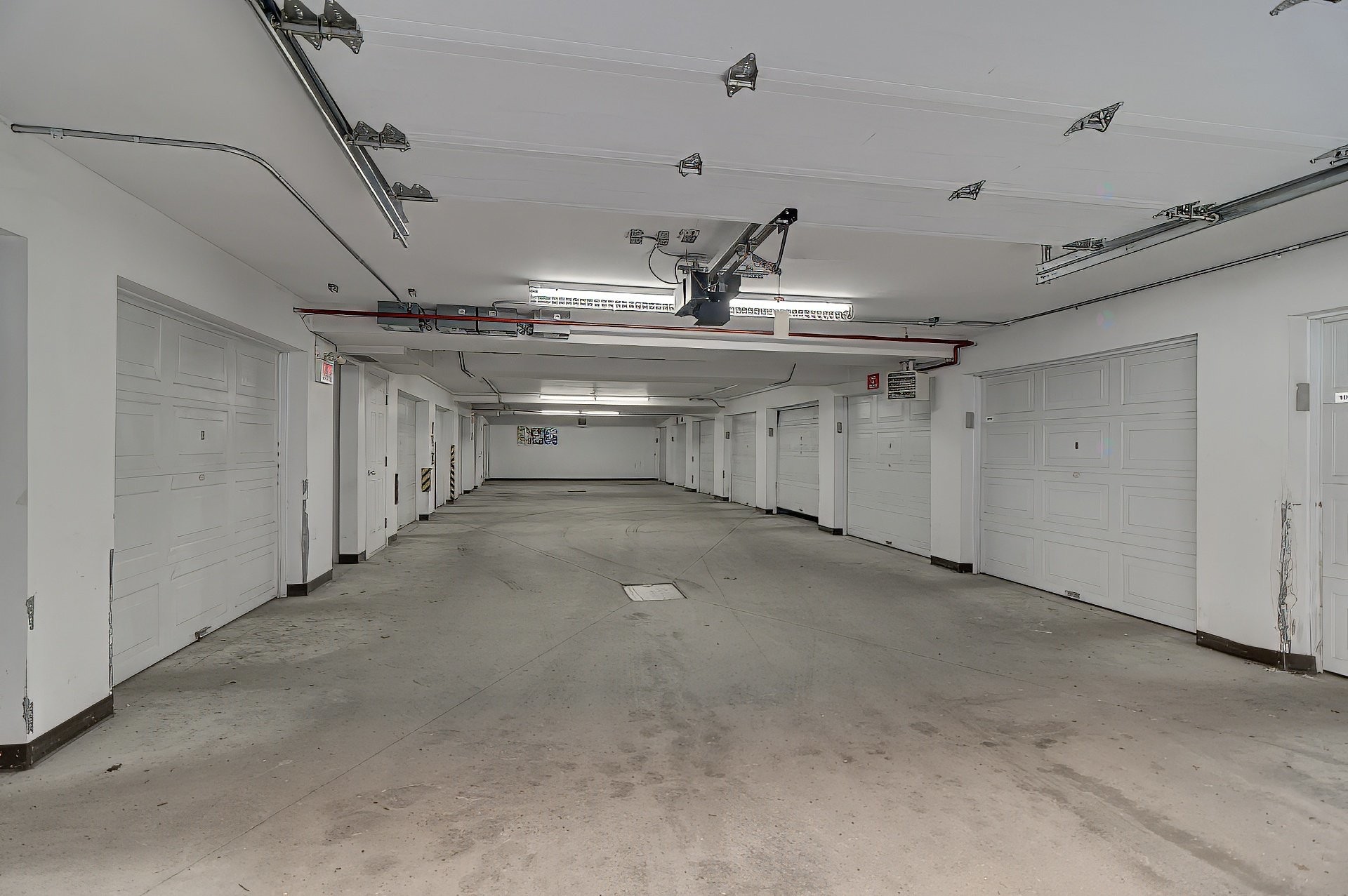 









14057


Boul. Cavendish

, 301,
Montréal (Saint-Laurent),




QC
H4R3J5

