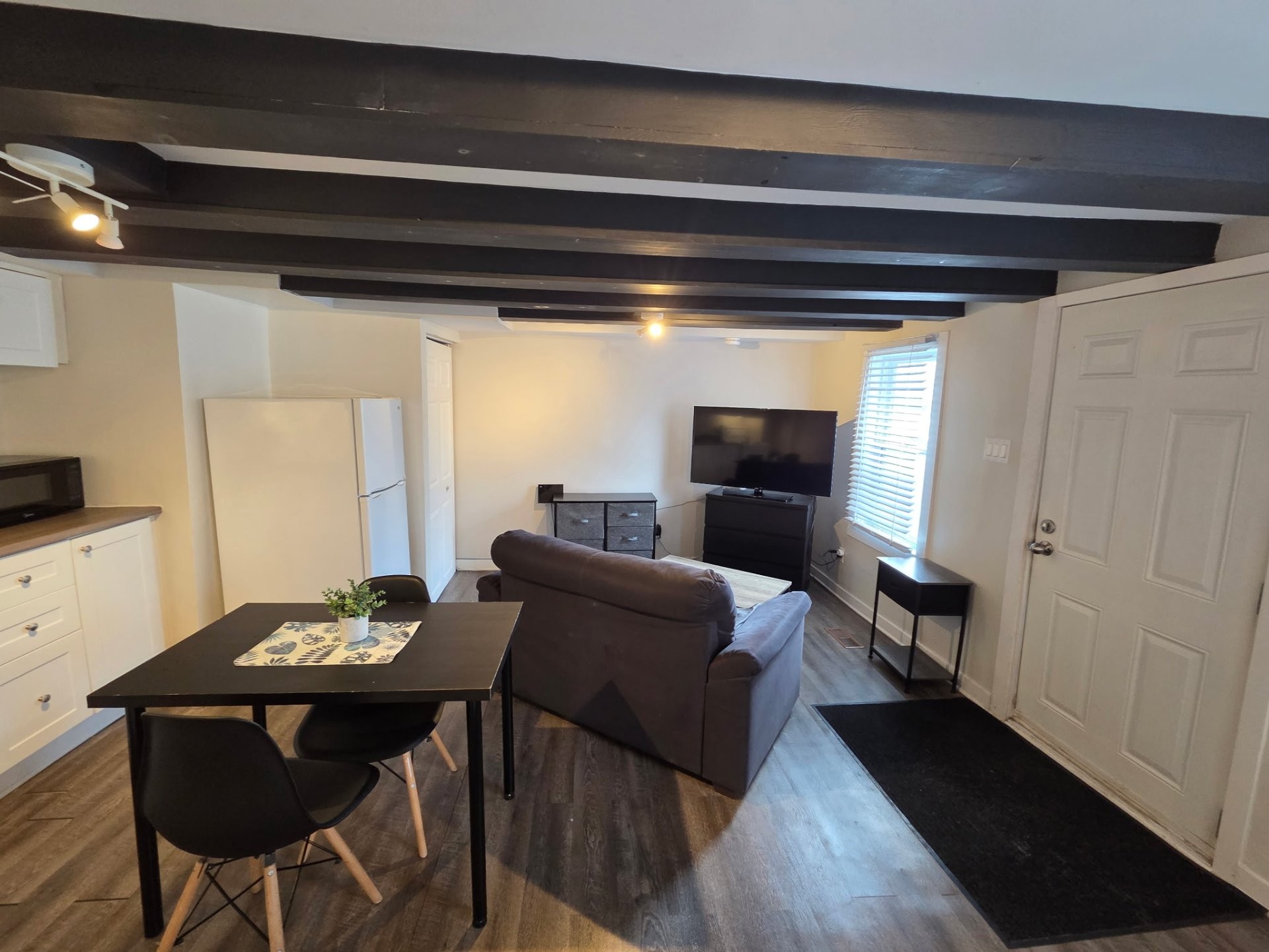 









103


Rue Garneau

,
Gatineau (Hull),




QC
J8X1S4

