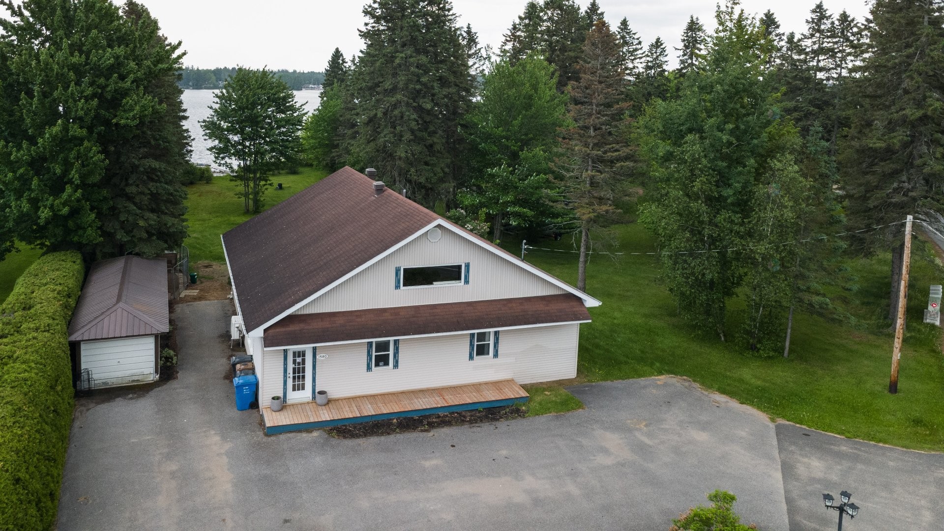 









1580


Ch. de la Vigilance

,
Shawinigan,




QC
G0X1L0

