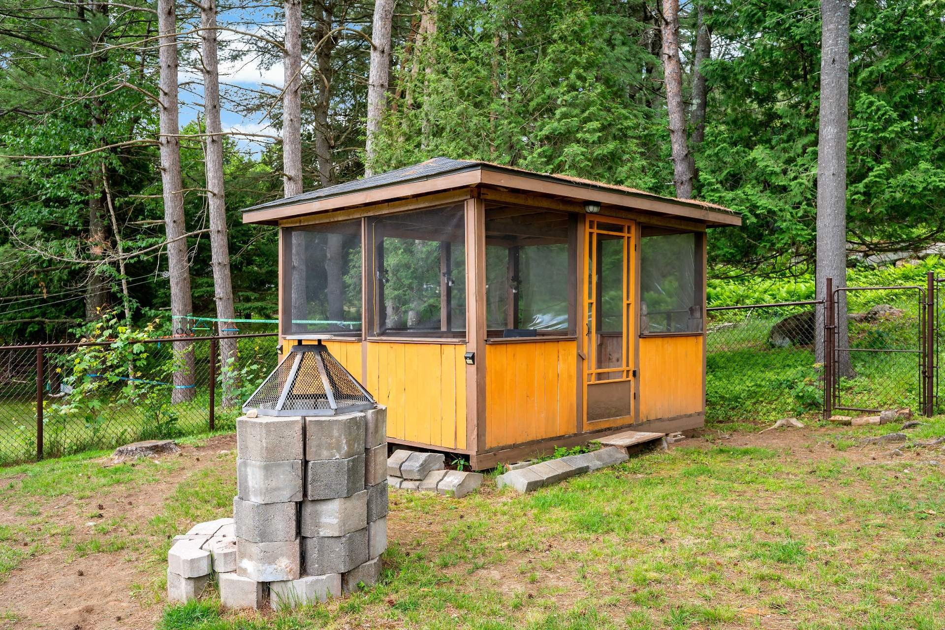 









145


Crois. Gérard-Côté

,
Mont-Tremblant,




QC
J8E3G1

