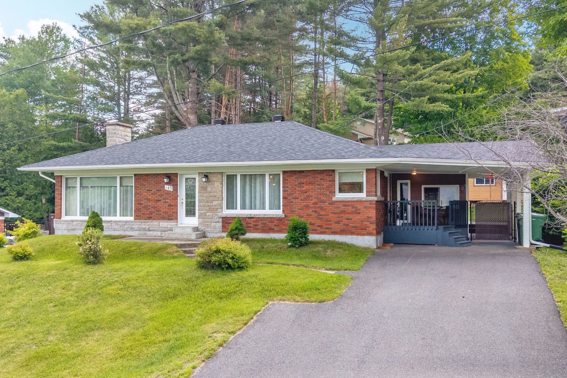 









145


Crois. Gérard-Côté

,
Mont-Tremblant,




QC
J8E3G1

