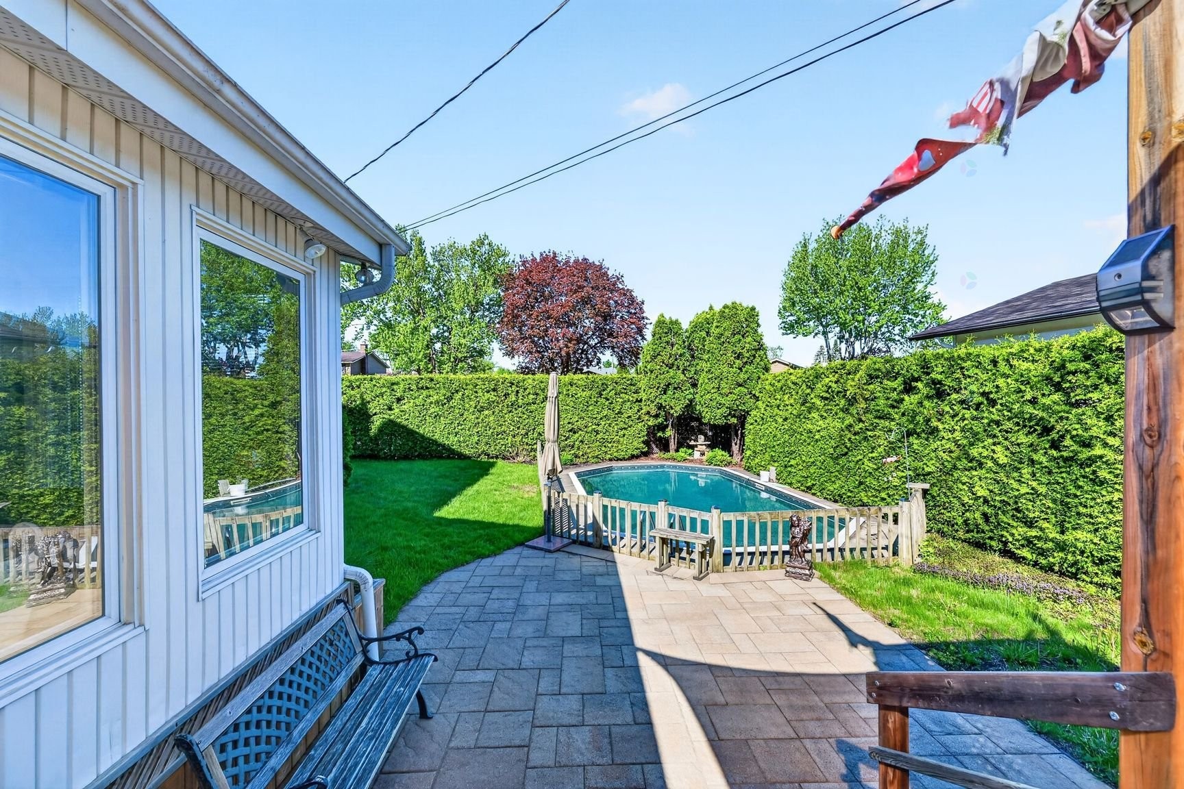 









4264


Rue Ferncrest

,
Montréal (Pierrefonds-Roxboro),




QC
H9H2A1

