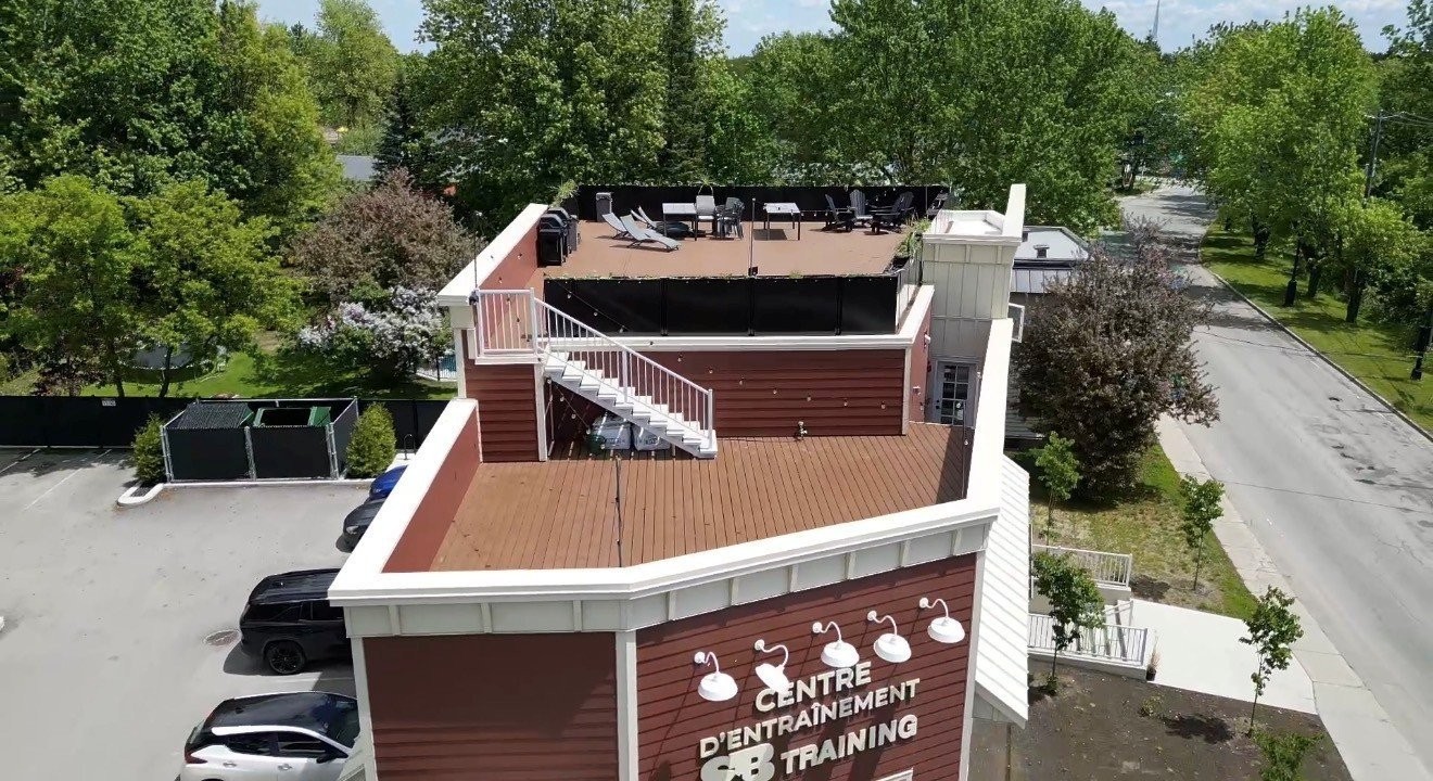 









1360


Rue Principale

, 102,
Saint-Roch-de-l'Achigan,




QC
J0K3H0

