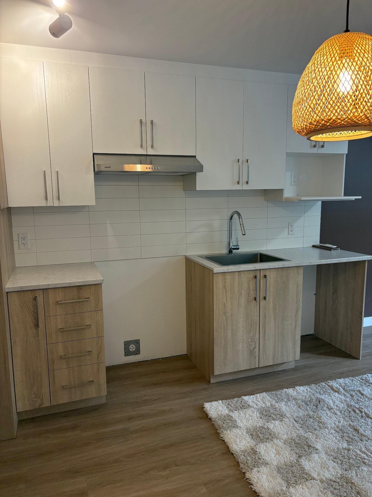 









1360


Rue Principale

, 102,
Saint-Roch-de-l'Achigan,




QC
J0K3H0

