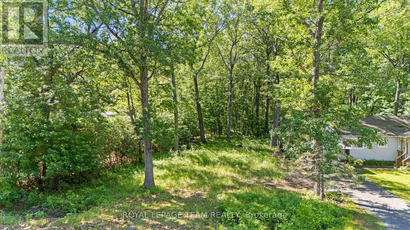 












675 BAYVIEW DRIVE

,
Ottawa,







Ontario
K0A3M0

