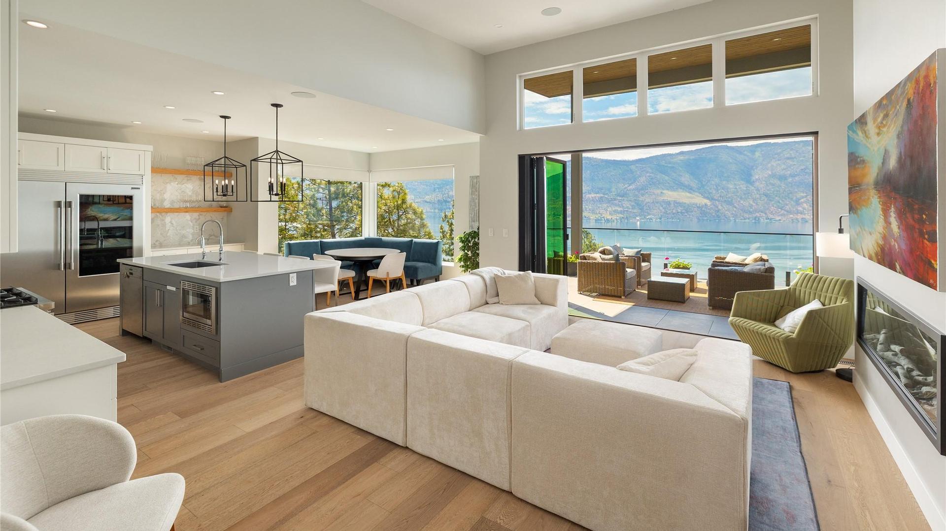 









3323


Water Birch

Circle,
Kelowna,




BC
V1V 3G1

