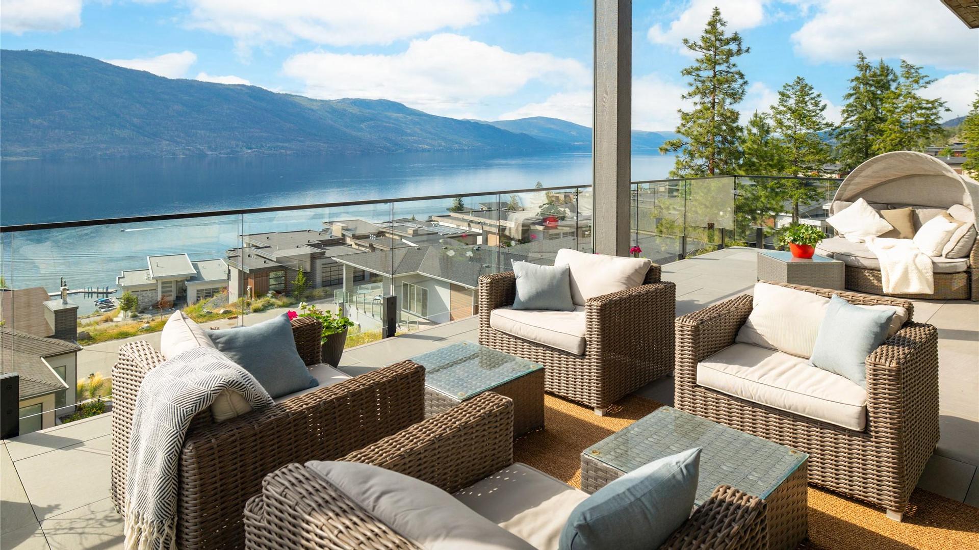 









3323


Water Birch

Circle,
Kelowna,




BC
V1V 3G1

