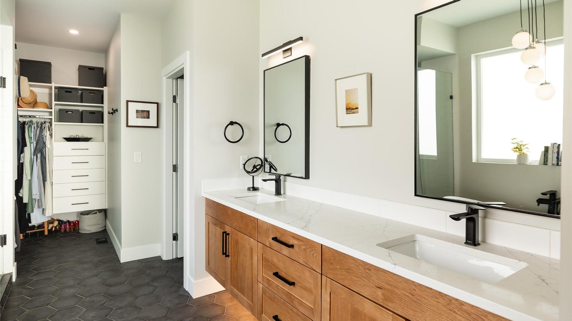 









3323


Water Birch

Circle,
Kelowna,




BC
V1V 3G1

