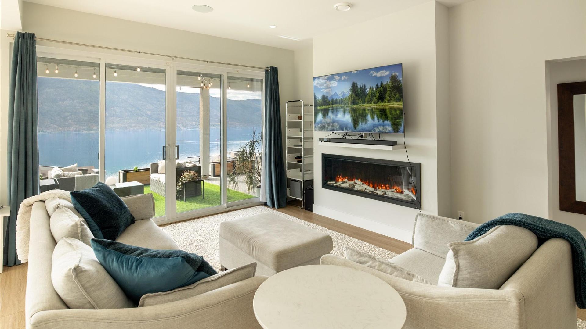 









3323


Water Birch

Circle,
Kelowna,




BC
V1V 3G1

