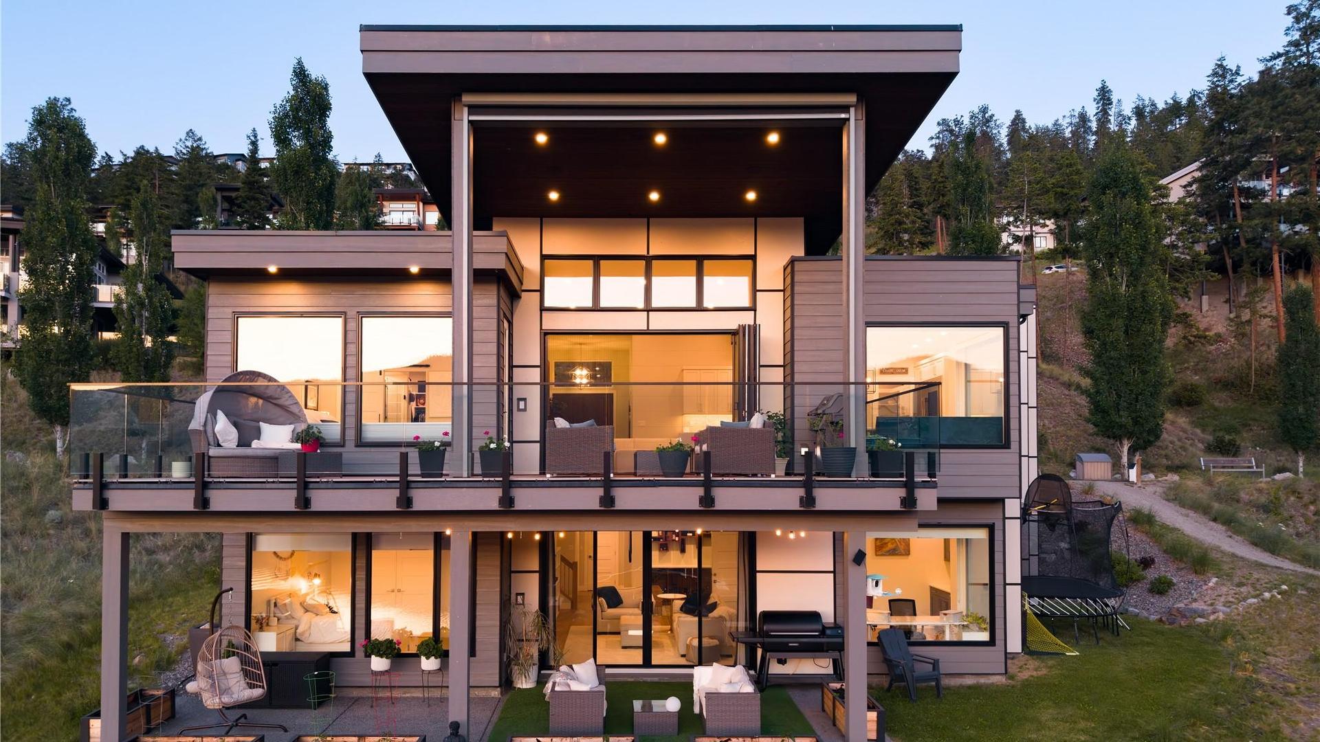 









3323


Water Birch

Circle,
Kelowna,




BC
V1V 3G1

