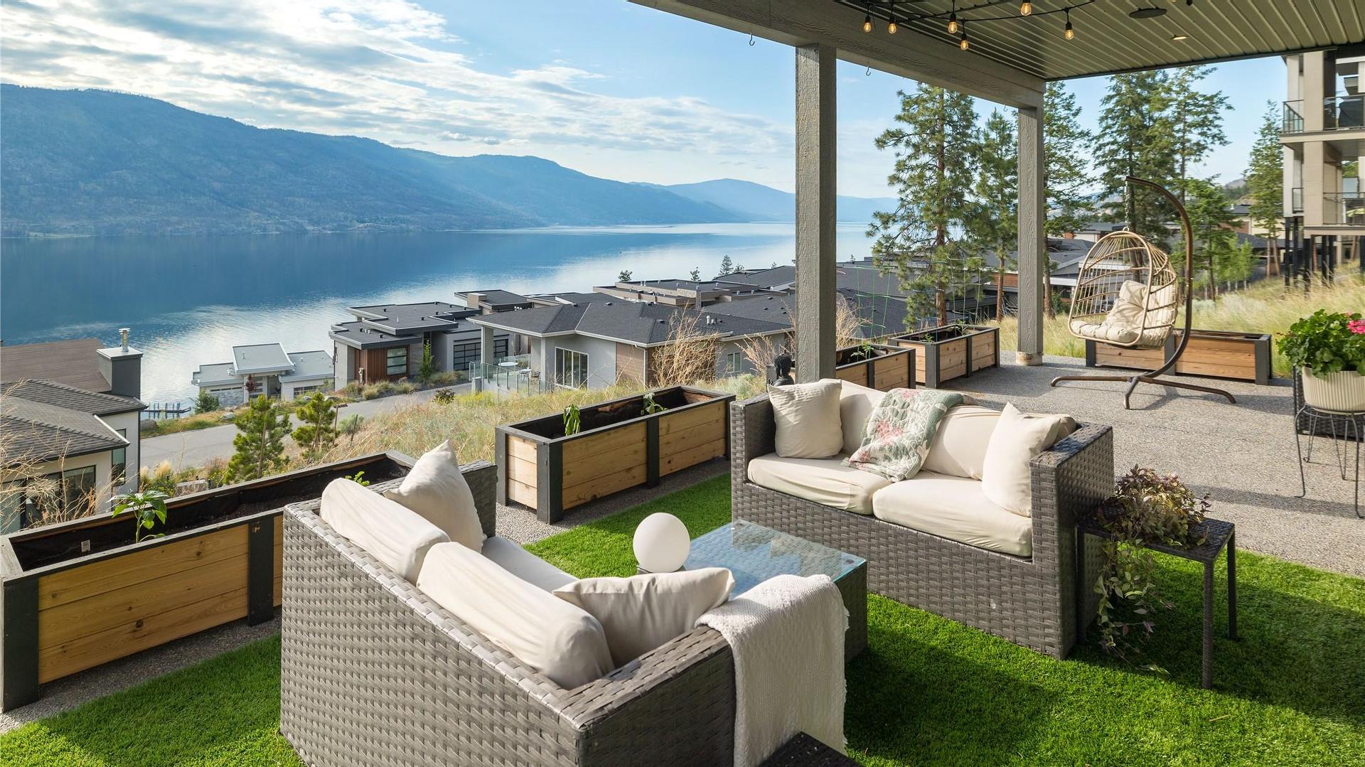 









3323


Water Birch

Circle,
Kelowna,




BC
V1V 3G1

