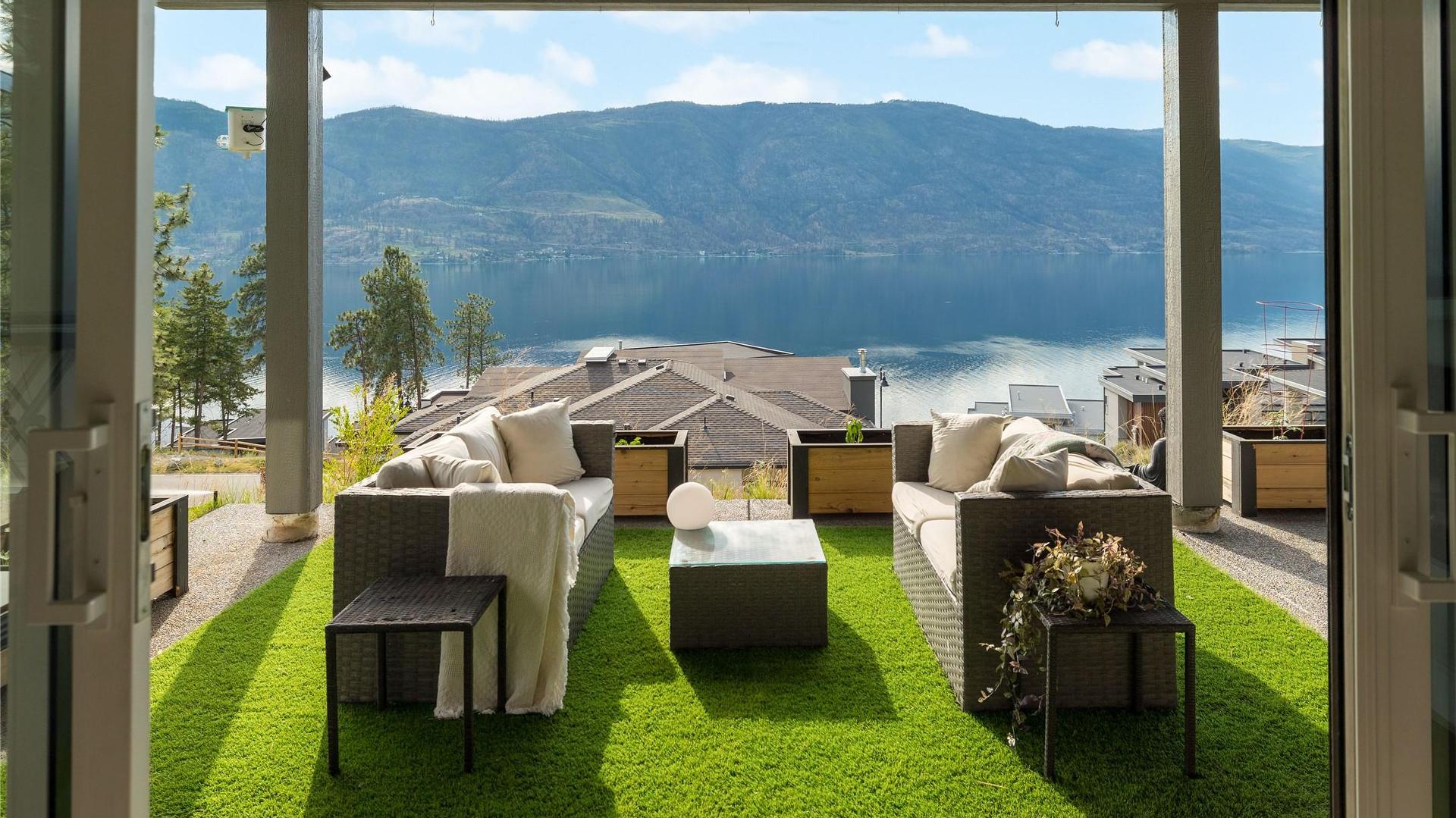 









3323


Water Birch

Circle,
Kelowna,




BC
V1V 3G1

