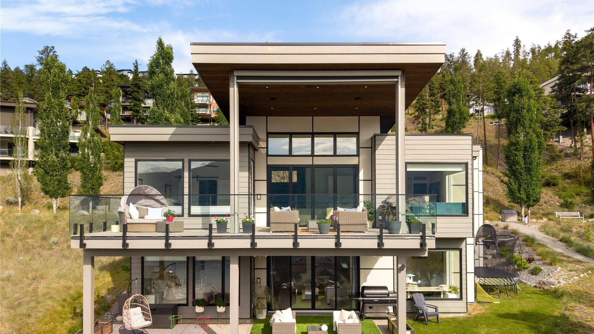 









3323


Water Birch

Circle,
Kelowna,




BC
V1V 3G1

