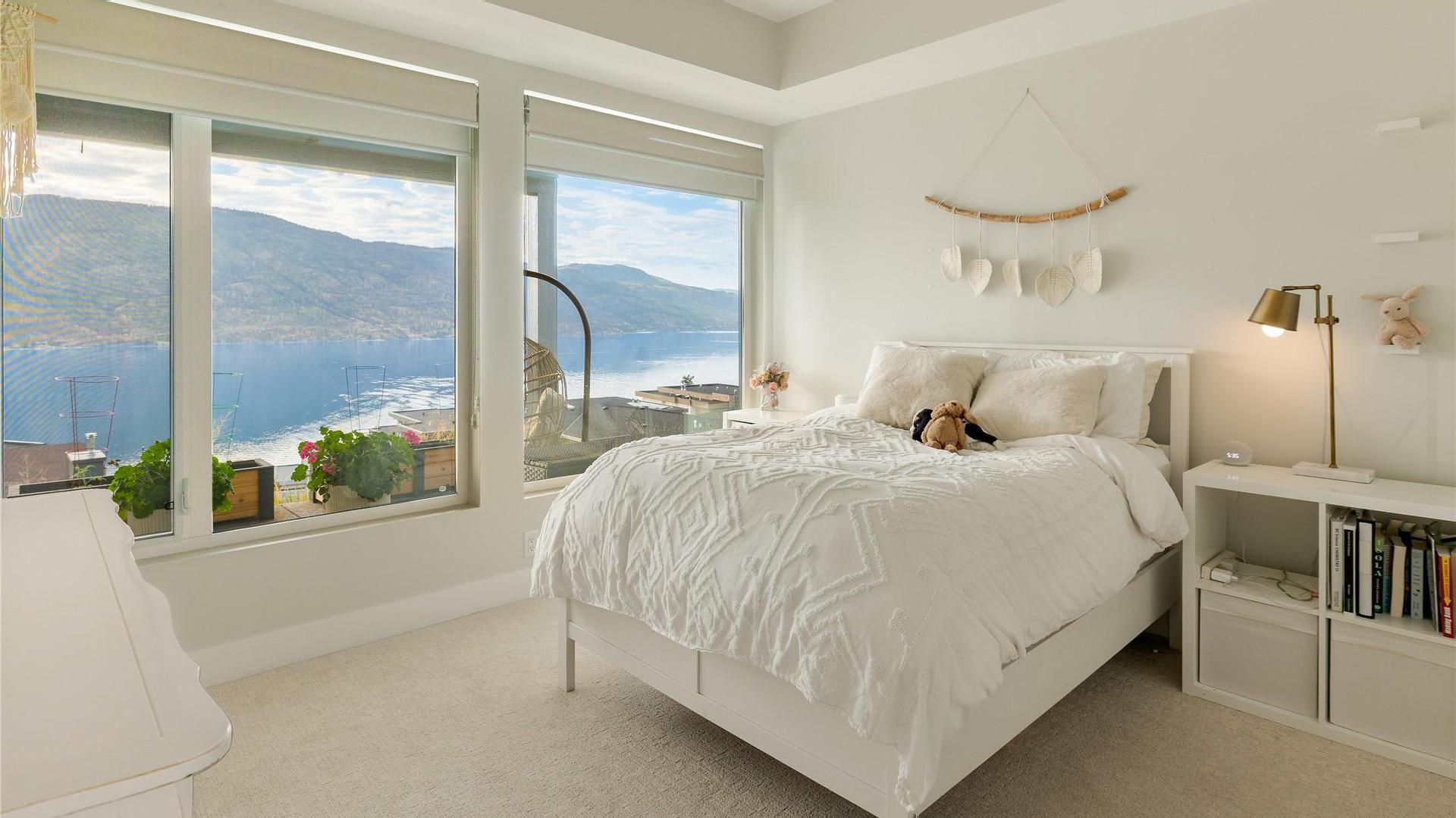









3323


Water Birch

Circle,
Kelowna,




BC
V1V 3G1

