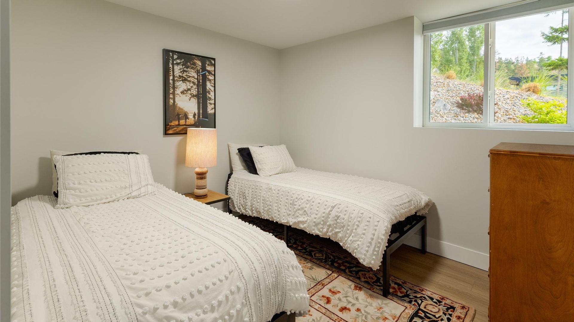 









3323


Water Birch

Circle,
Kelowna,




BC
V1V 3G1

