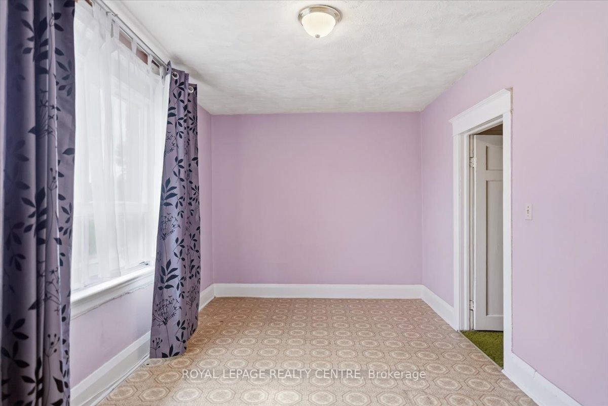 









115


Priscilla

Avenue,
Toronto,




ON
M6S 3W4

