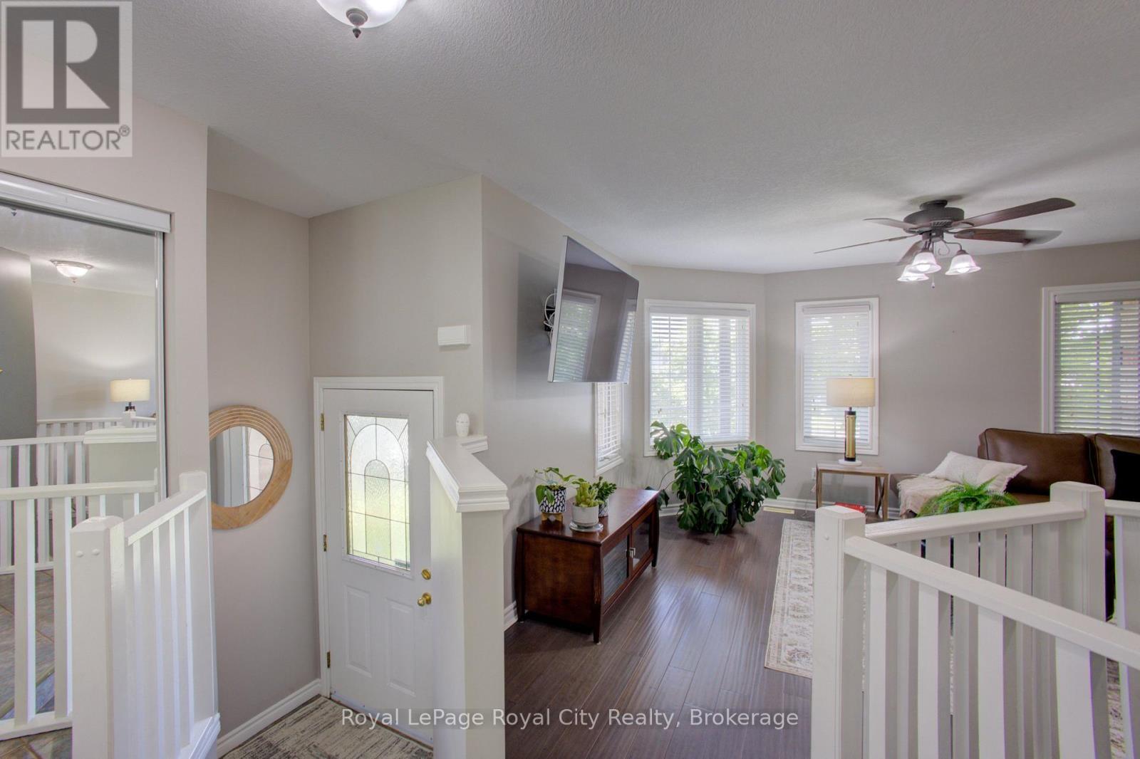 












830 SCOTLAND STREET

,
Centre Wellington (Fergus),




Ontario
N1M3R9

