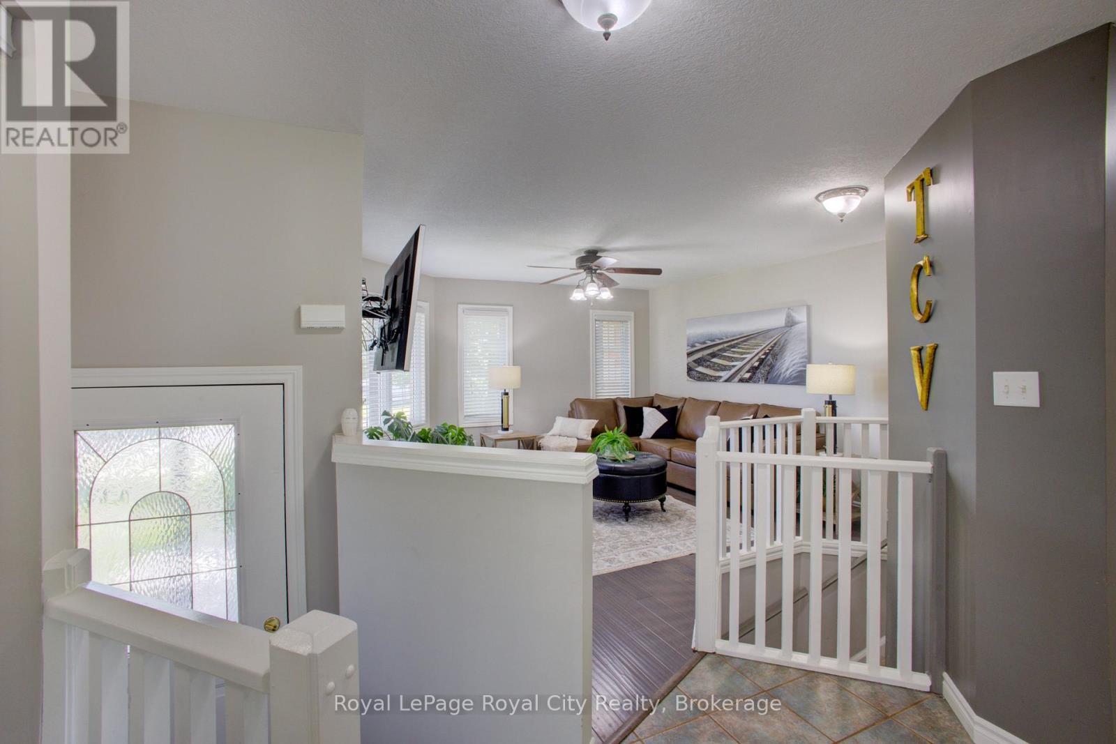 












830 SCOTLAND STREET

,
Centre Wellington (Fergus),




Ontario
N1M3R9

