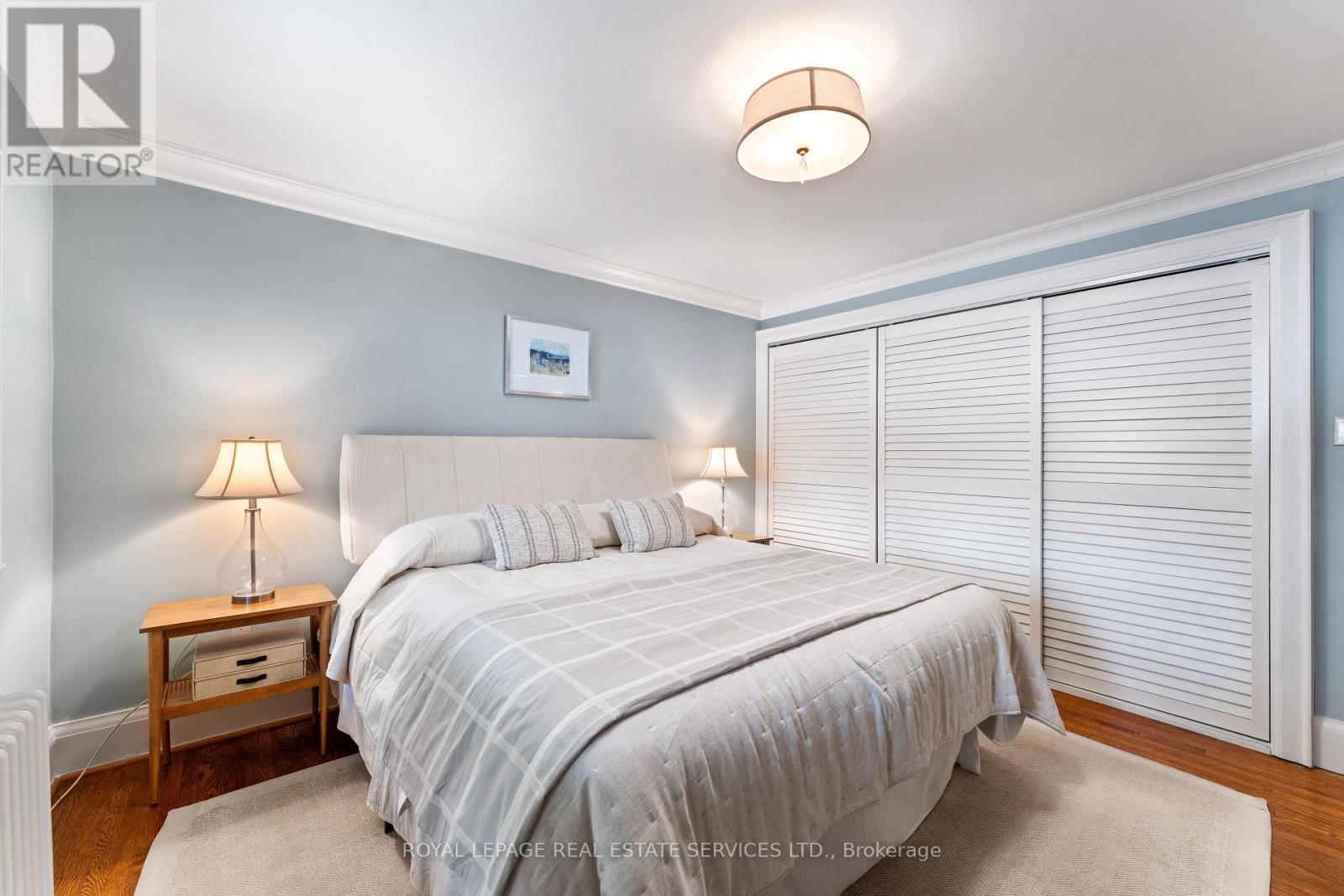












50 BRENTWOOD ROAD S

,
Toronto,




Ontario
M8Z3N2

