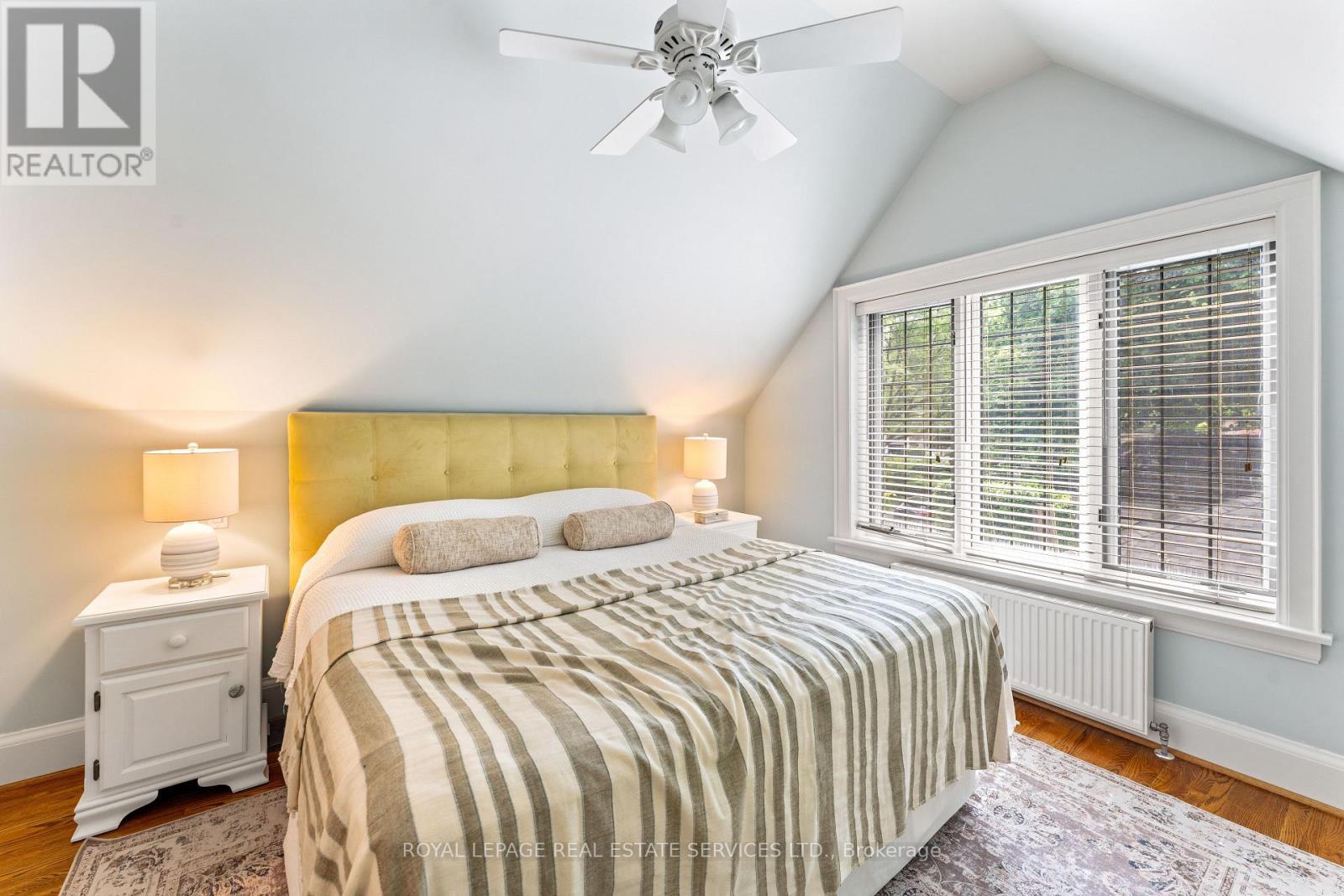 












50 BRENTWOOD ROAD S

,
Toronto,




Ontario
M8Z3N2

