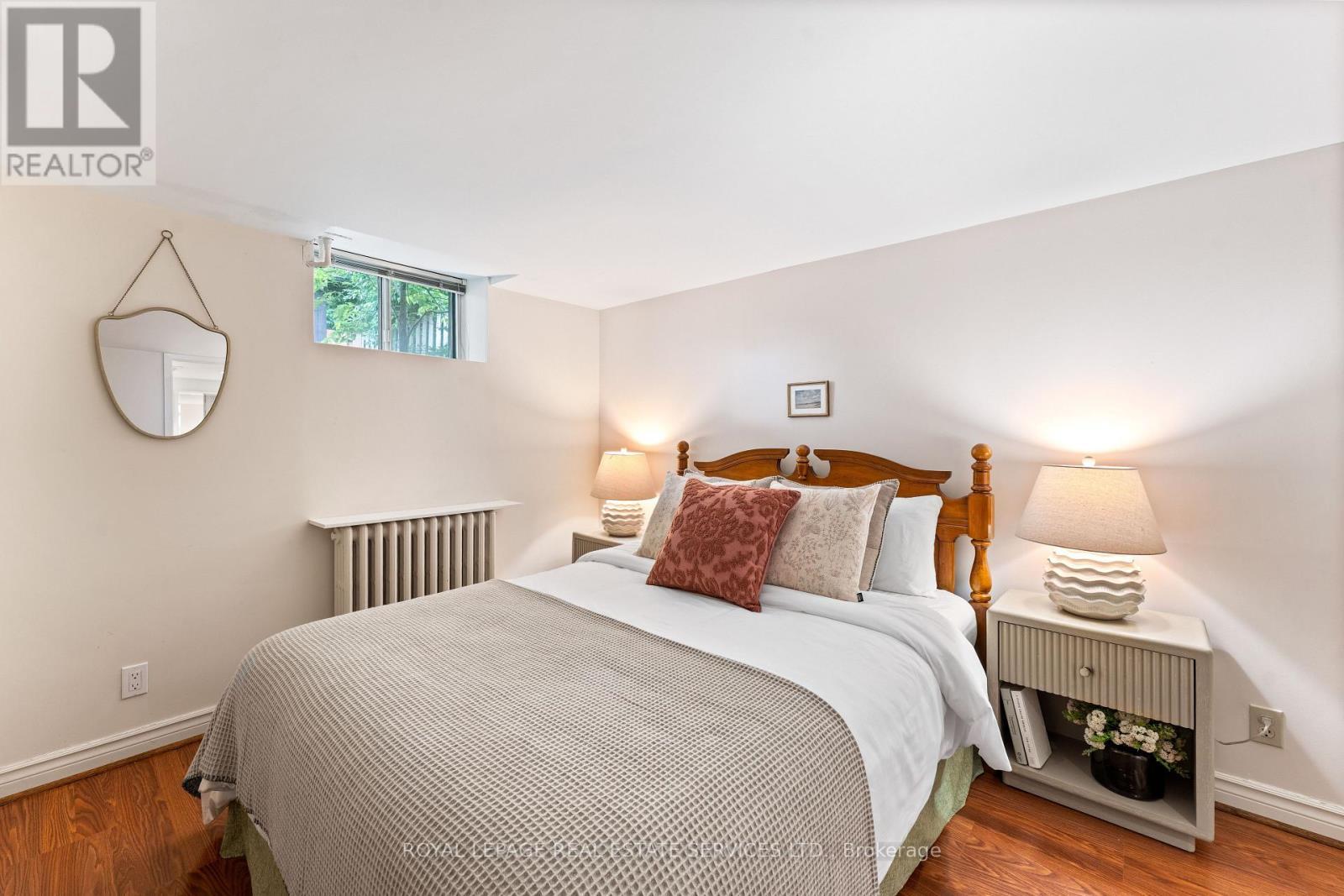 












50 BRENTWOOD ROAD S

,
Toronto,




Ontario
M8Z3N2

