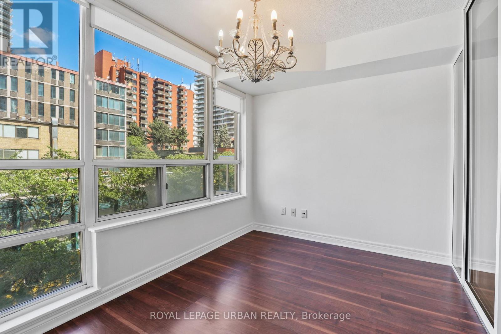 












506 - 43 EGLINTON AVENUE E

,
Toronto,




Ontario
M4P1A2

