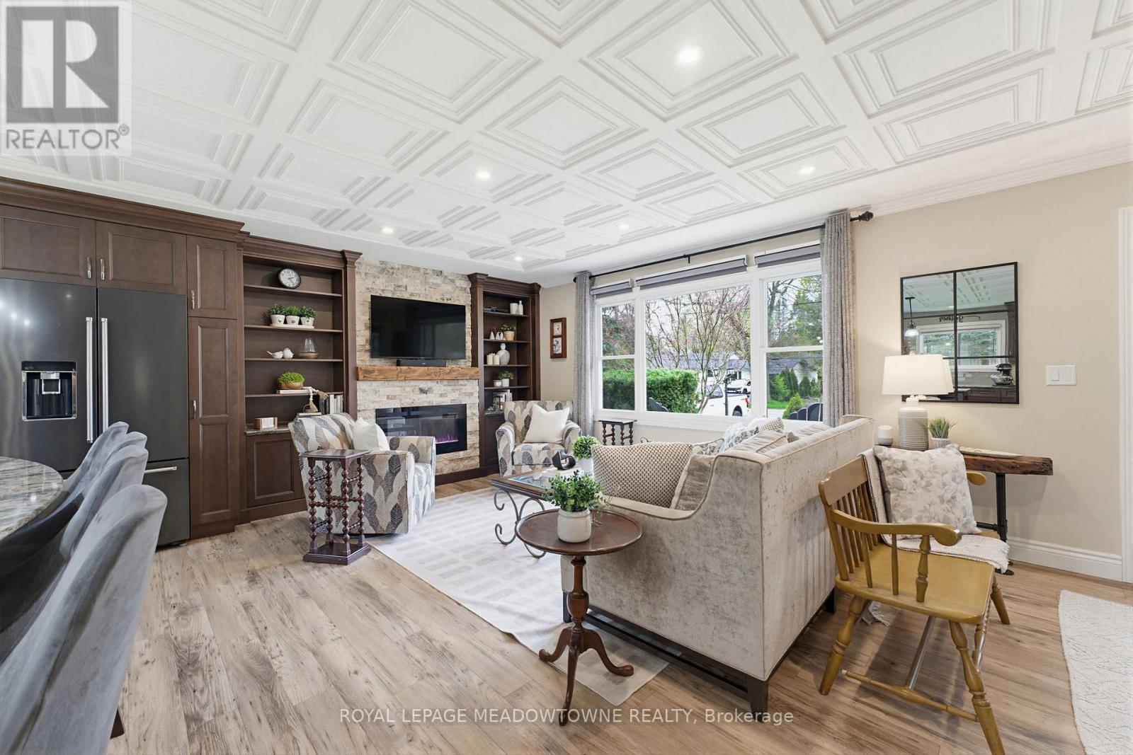 












296 PROGRESTON ROAD

,
Hamilton,




Ontario
L0R1H1

