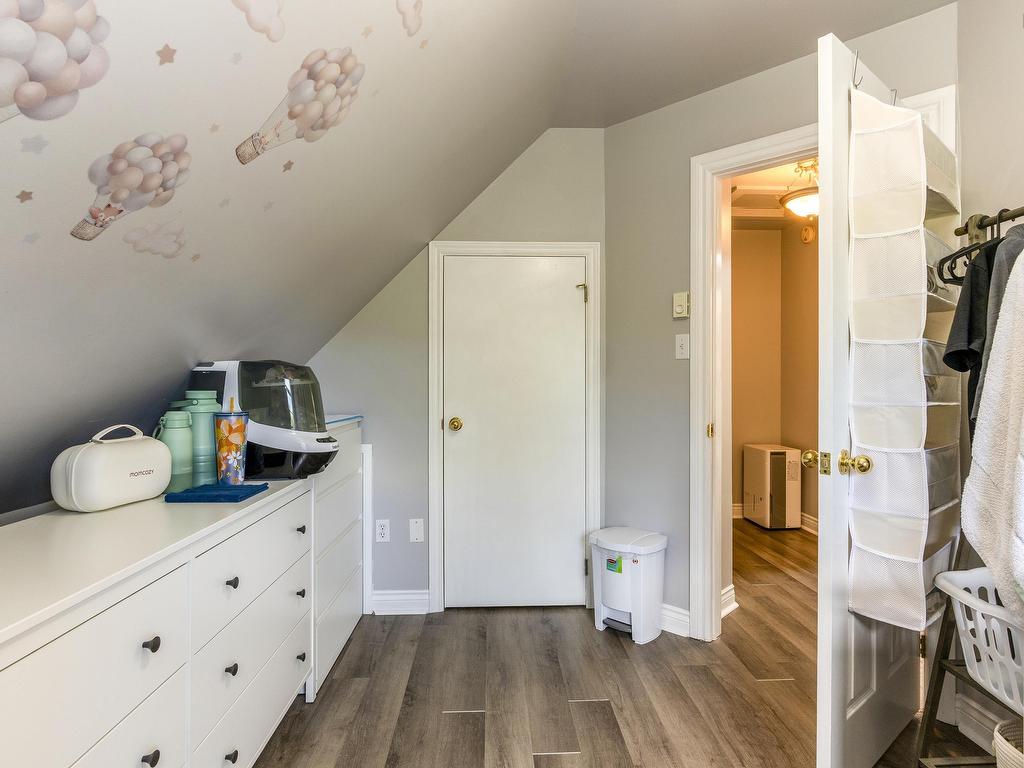 












18 Marina Drive

,
New Minas,




NS
B4N 4W3

