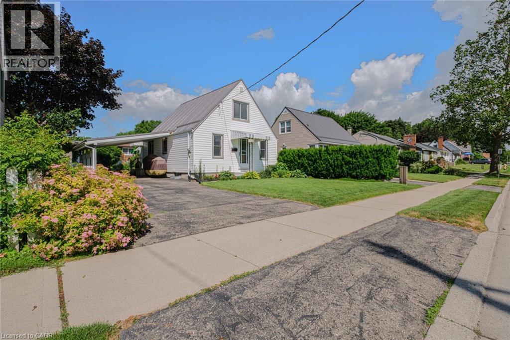 












124 ORCHARD Avenue

,
Simcoe,




Ontario
N3Y3H3

