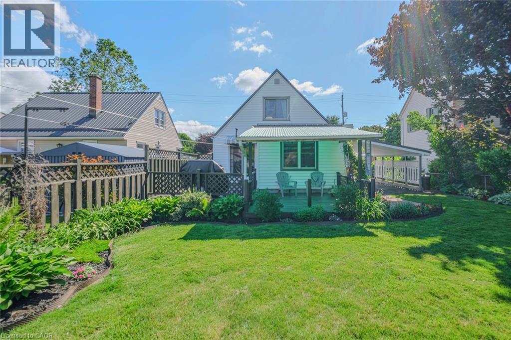 












124 ORCHARD Avenue

,
Simcoe,




Ontario
N3Y3H3

