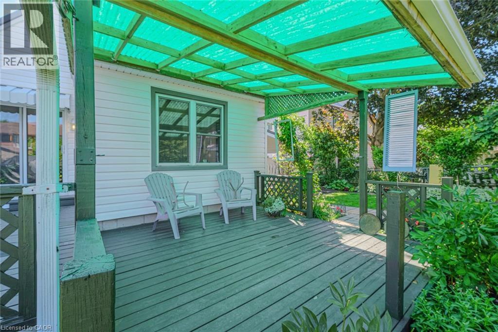 












124 ORCHARD Avenue

,
Simcoe,




Ontario
N3Y3H3

